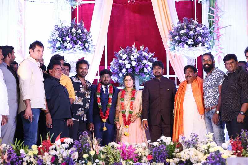 Celebs-at-Praveen-Yadav-Wedding-Reception-12