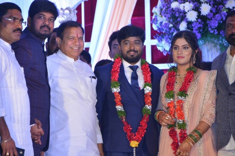 Celebs-at-Praveen-Yadav-Wedding-Reception-03