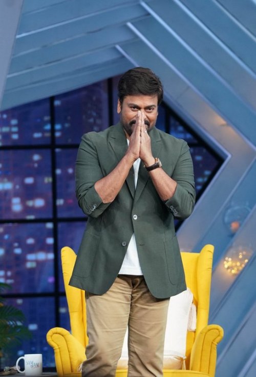 Chiranjeevi-At-Samantha-Sam-Jam-Talk-Show-08