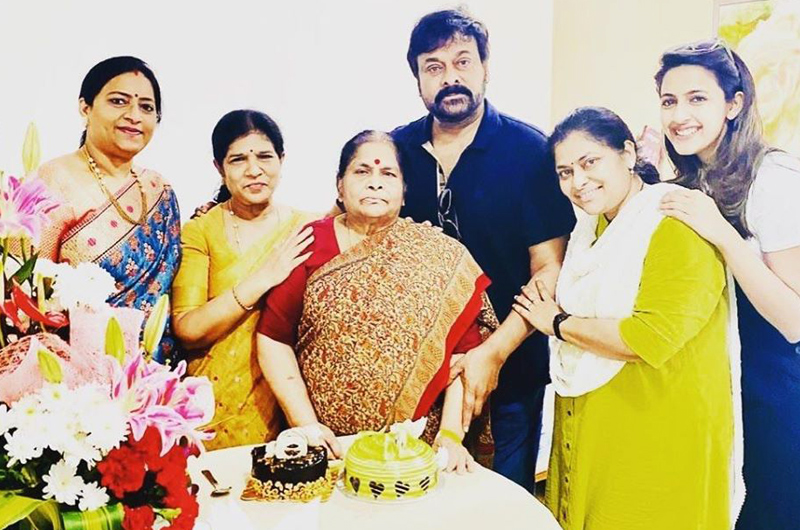 Chiranjeevi Celebrates his Mother Birthday