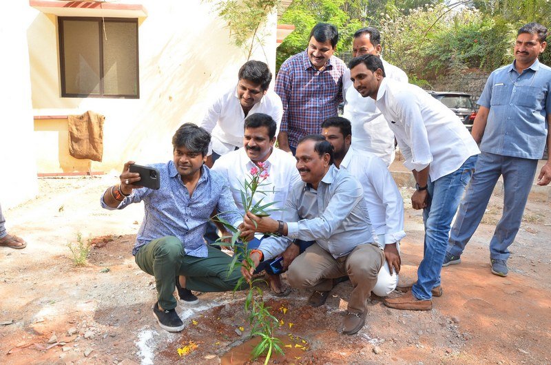 Harish-Shankar-at-Haritha-Haram-08