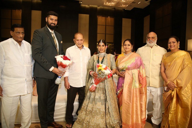 Jayasudha-Son-Nihar-Kapoor-Wedding-Reception-Pics-09