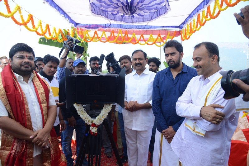 Karthikeya-2-Movie-Opening-Pics-02