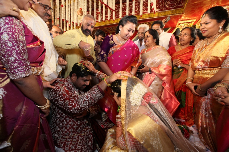 Celebs-at-Kodi-Ramakrishna-Daughter-Pravallika-Wedding-16 | Celebs at Kodi Ramakrishna Daughter Pravallika Wedding | Photo 4of 19 | Chiranjeevi