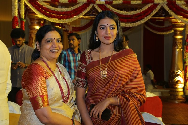 Celebs-at-Kodi-Ramakrishna-Daughter-Pravallika-Wedding-09