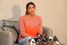 Lakshmi-Manchu-Press-Meet-04