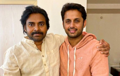 Pawan-Kalyan-Wishes-Bheeshma-Movie-Team-03