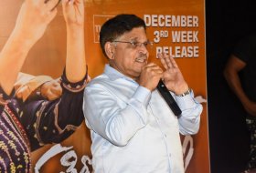 Prati-Roju-Pandaage-Trailer-Launch-09