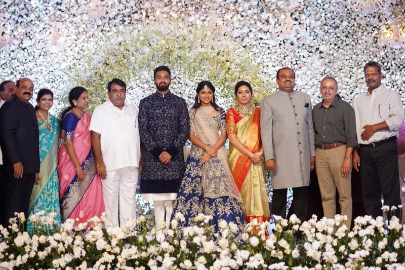 Producer-Lakshman-Son-Ujjwal-Engagement-08