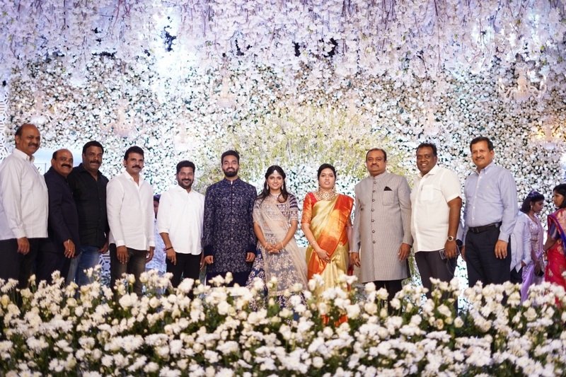 Producer-Lakshman-Son-Ujjwal-Engagement-11