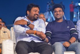 Sarileru-Neekevvaru-Blockbuster-Ka-Baap-Celebrations-Photos-08