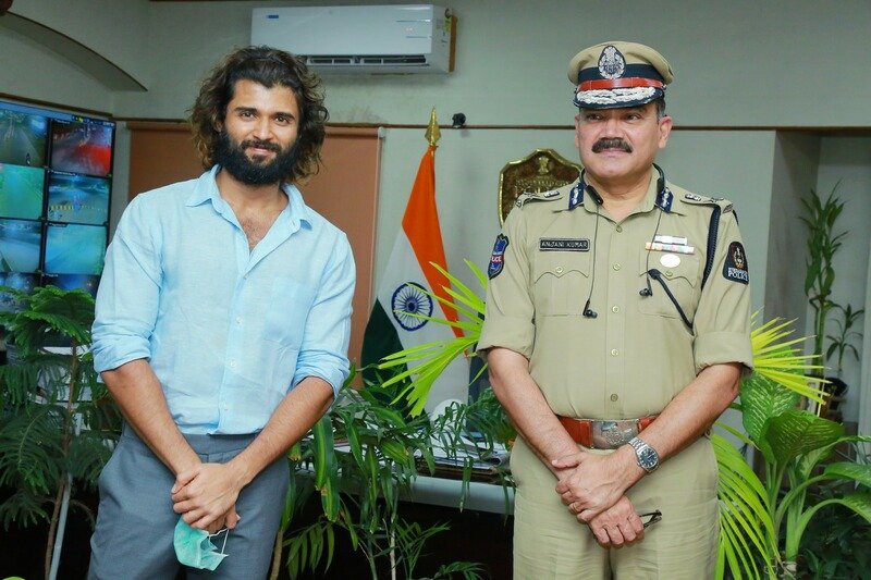 Hero Vijay Deverakonda Interacts Field Level Officers