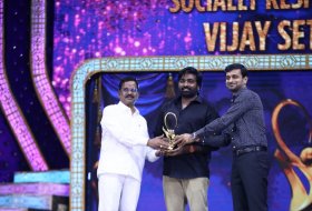 Zee-Cine-Awards-Tamil-2020-08