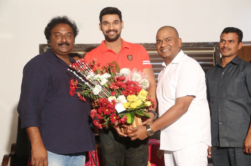 Bellamkonda-Sreenivas-Birthday-Celebration-Photos-10