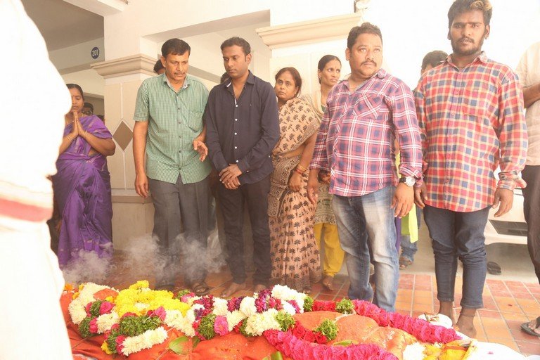 Celebrities-Pay-Homage-To-Director-B-Jaya-12