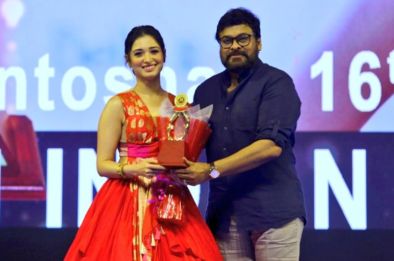 Celebs-At-Santosham-Awards-2018-06