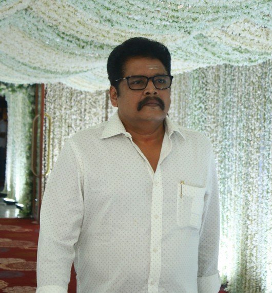Celebs-At-Sridevi-Prayer-Meet-08