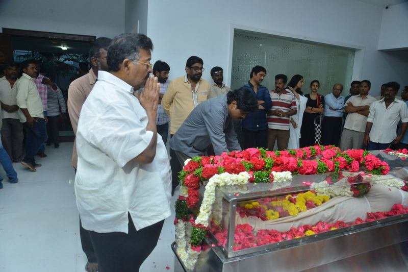 Celebs-Condolences-to-Kodi-Ramakrishna-13