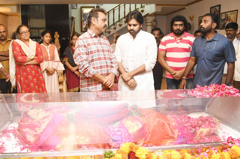 Celebs Condolences to Vijaya Nirmala