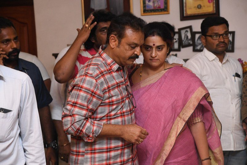 Celebs-Condolences-to-Vijaya-Nirmala-14