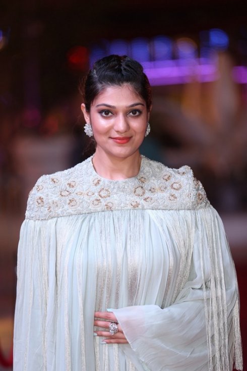 Celebs-at-SIIMA-Awards-2018-08