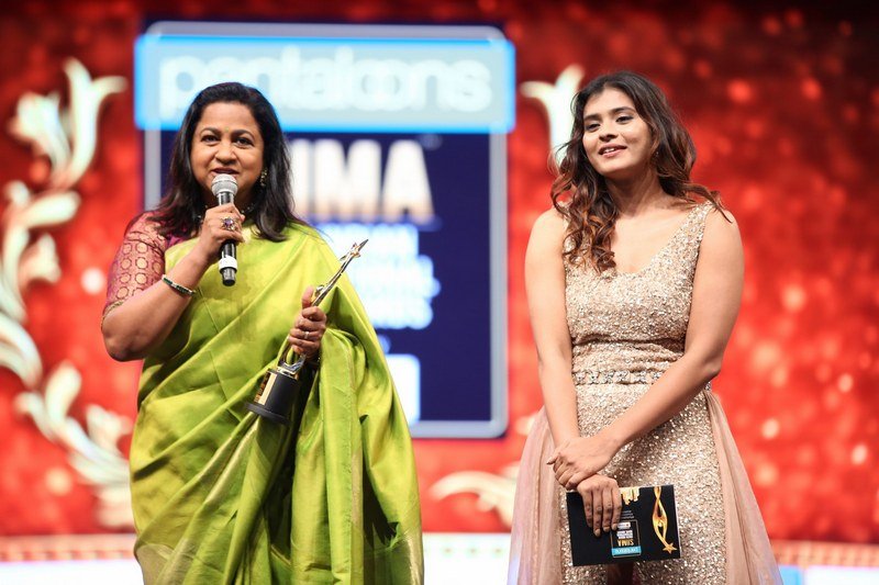 Celebs-at-SIIMA-Awards-2019-16