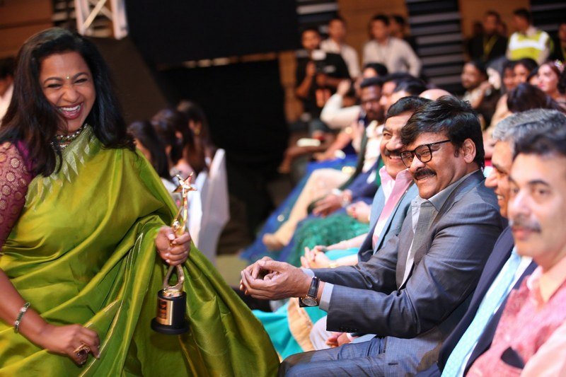 Celebs-at-SIIMA-Awards-2019-17