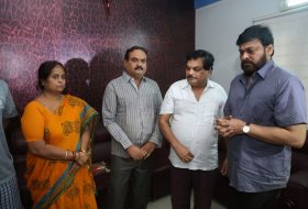 Chiranjeevi-Condolences-To-B-Jaya-07