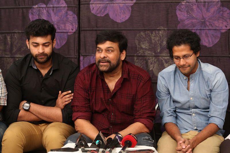 Chiranjeevi Tholi Prema Pressmeet Photos