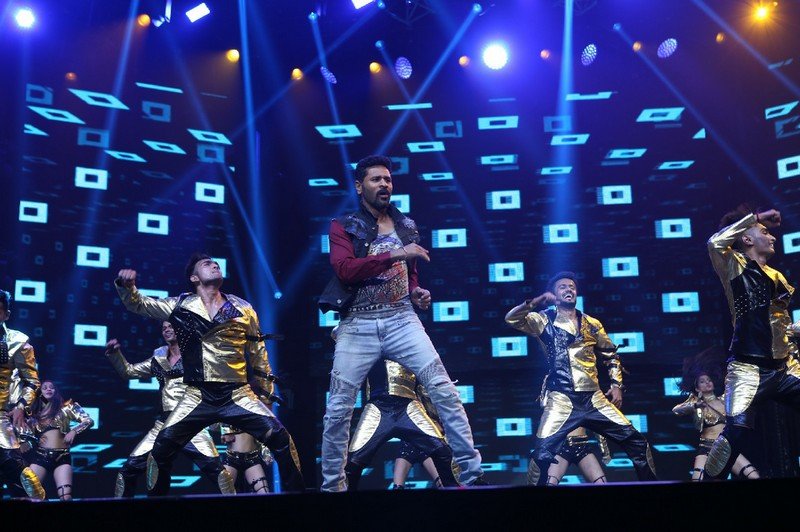 Da-Bangg-Live-In-Concert-Hyderabad-06