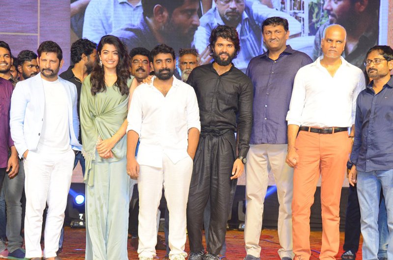 Dear-Comrade-Movie-Pre-Release-Event-10