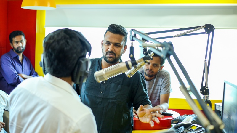 Ee-Nagaraniki-Emaindi-First-Song-Launch-At-Radio-Mirchi-04 | Ee Nagaraniki Emaindi First Song Launch Stills | Telugu Movies | Photo 7of 10