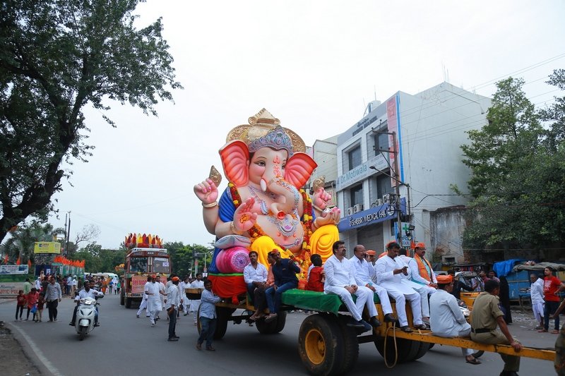 Ganesh-Immersion-At-Hyderabad-09