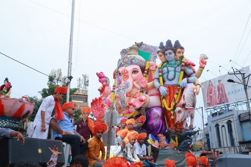 Ganesh-Immersion-At-Hyderabad-17