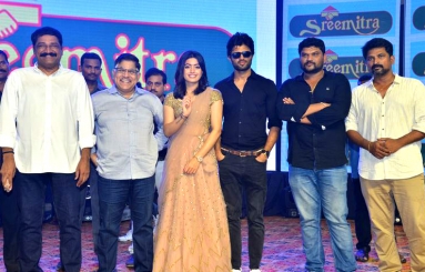 Geetha-Govindam-Pre-Release-Event-Photos-09