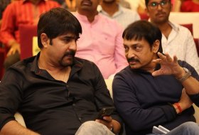 Idi-Naa-Love-Story-Movie-Pre-Release-Event-05