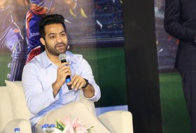 Jr-NTR-At-IPL-Press-Conference-Photos-05