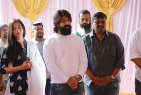 KGF-2-Movie-Launch-04