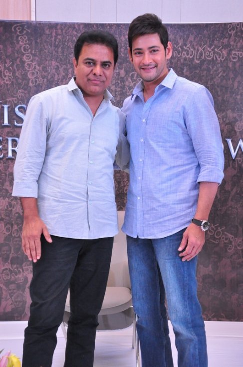 KTR-Watches-Bharat-Ane-Nenu-Movie-Photos-05