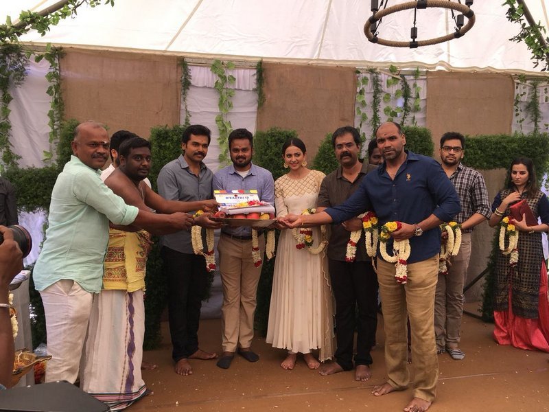 Karthi-New-Movie-Launch-Photos-08