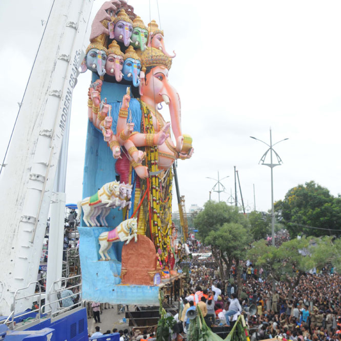 Khairatabad Ganesh Nimajjanam 2019 Photos