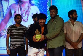 Kobbari-Matta-Movie-Pre-Release-Event-02