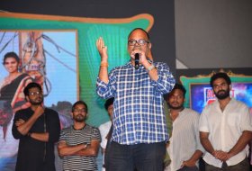 Kobbari-Matta-Movie-Pre-Release-Event-05