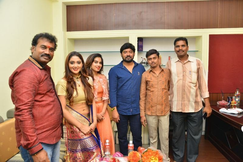 Kothala-Rayudu-Movie-Opening-Photos-07