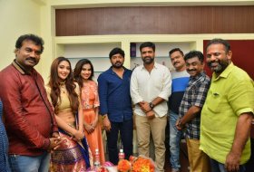 Kothala-Rayudu-Movie-Opening-Photos-05