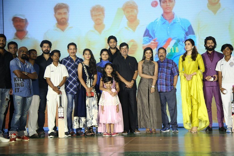 Kousalya-Krishnamurthy-Movie-Pre-Release-Event-11