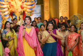 Lakshmi-Manchu-At-OMG-Association-Ganesha-Pooja-08