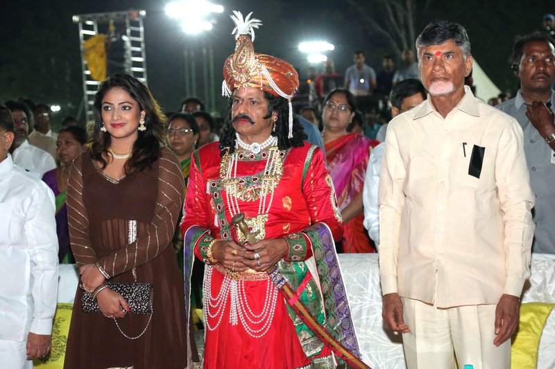 Lepakshi-Utsavam-2018-Day-01-Photos-01