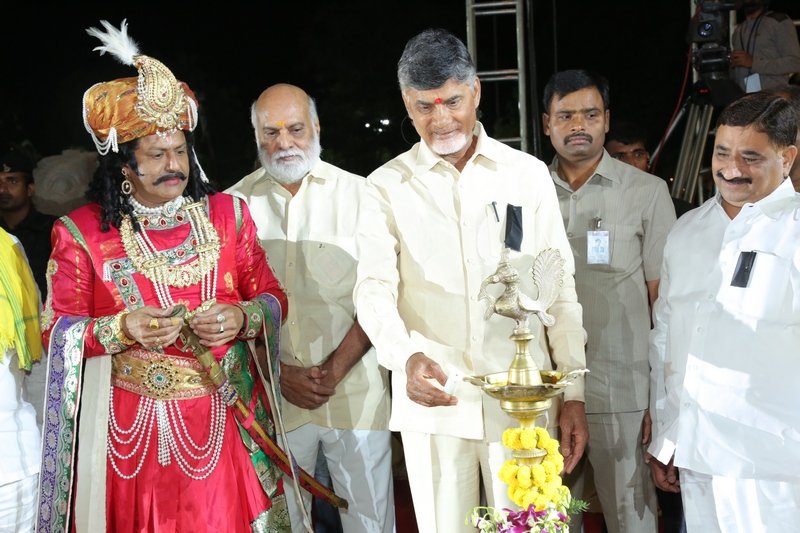 Lepakshi-Utsavam-2018-Day-01-Photos-08