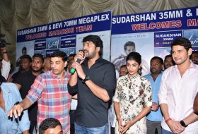 Maharshi-Movie-Team-Visit-Sudarshan-35mm-08